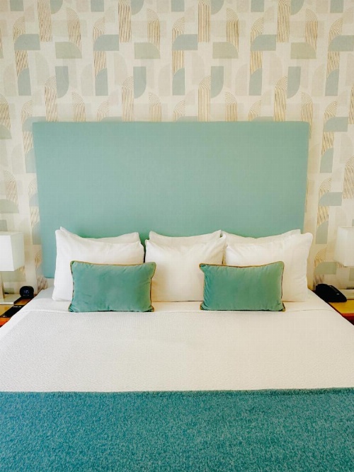 Avalon Hotel image 12