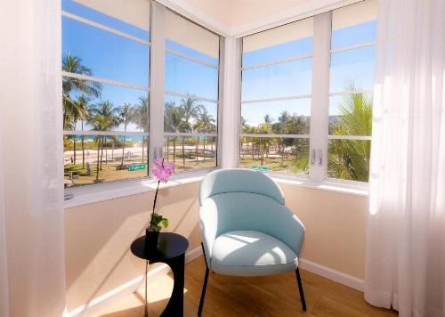 Avalon Hotel image 39